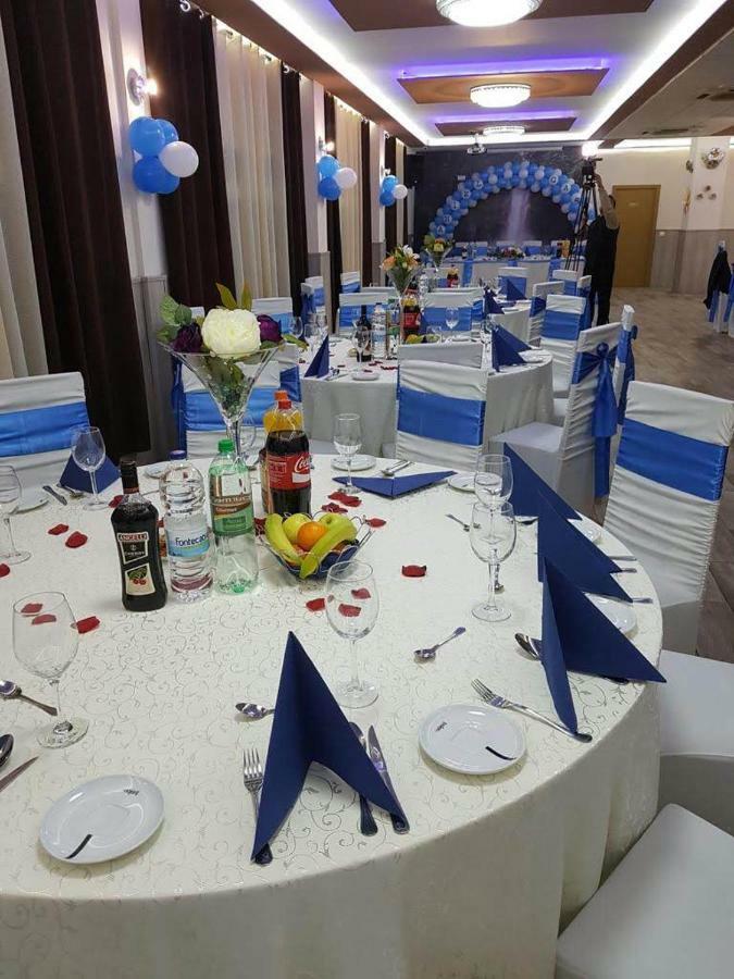 Hostal La Pared Torres de la Alameda Zewnętrze zdjęcie